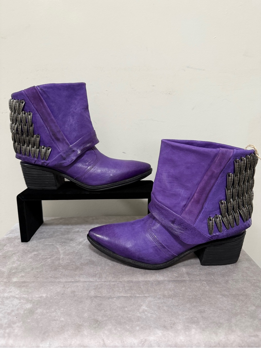 New AS98 Toxic Purple Proctor Boots Size 40